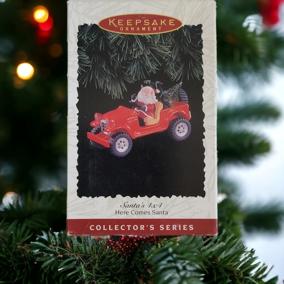 IOB HALLMARK SIGNED KEEPSAKE 1996 SANTA'S 4X4 RED JEEP HERE COMES SANTA ORNAMENT - Picture 1 of 15